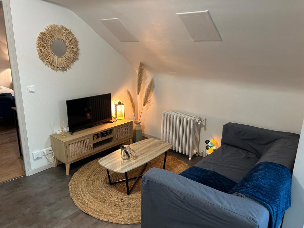 Le 6 Centre-ville - Port Apartment
